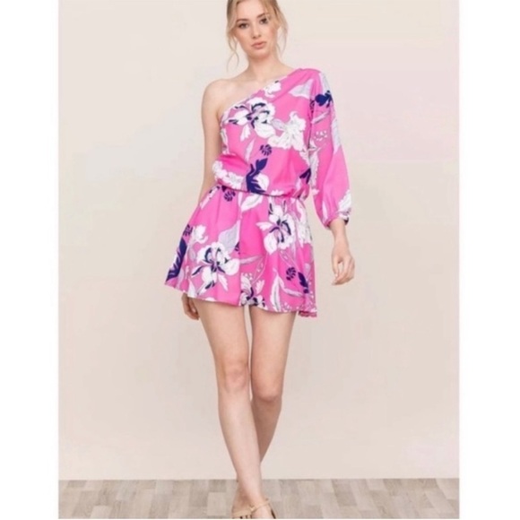 Yumi Kim Dresses & Skirts - Yumi Kim Pink‎ Floral One Shoulder Mini Dress NWT